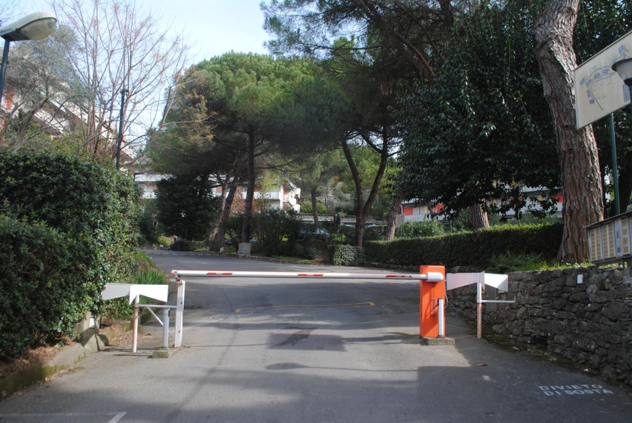 Raggio Di Sole - Pool, Tennis, Parking, Sea View & Relax Rapallo Eksteriør billede